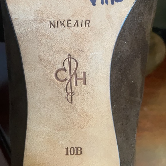 Cole Haan Brown Suede Bootie Sz 10 - Picture 5 of 7